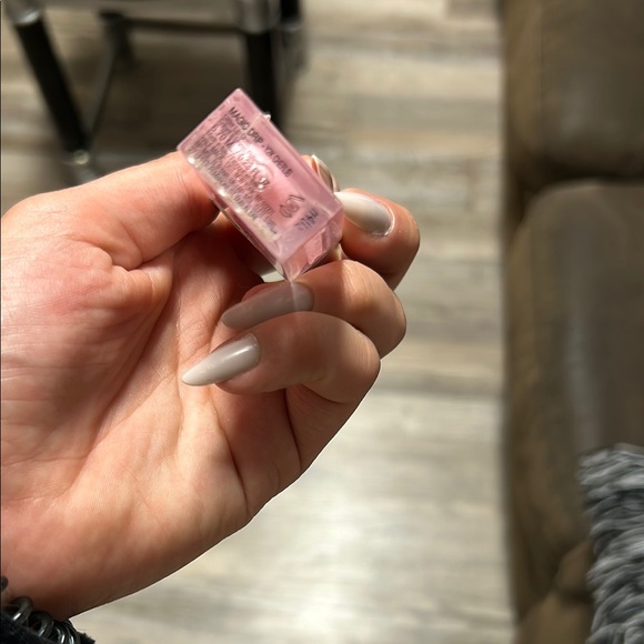 Shimmering Pink Lip Gloss - Magic Drip - Picture 4 of 4